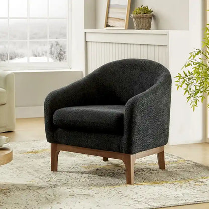 Fauteuil tonneau moderne Augus en bouclette avec pieds en bois massif par HULALA HOME