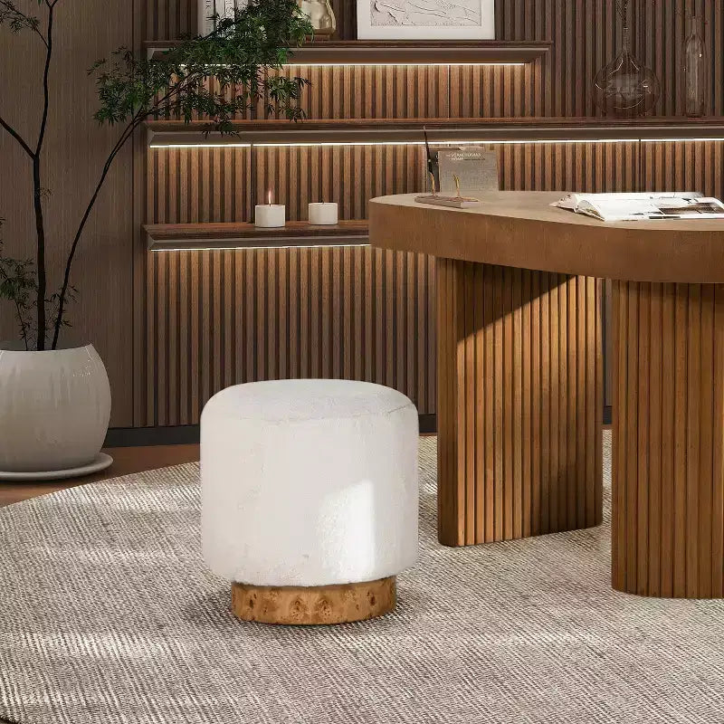 Jennifer Taylor Home Tilly Pouf ottoman rond de 42 cm en fausse fourrure et bois, fausse fourrure blanche Cottontail