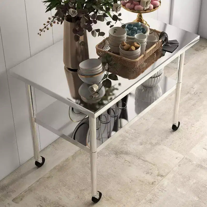 Table de travail en acier inoxydable certifiée NSF, robuste, pour cuisine commerciale, avec étagère inférieure, pour la maison, le restaurant, l'hôtel, argent