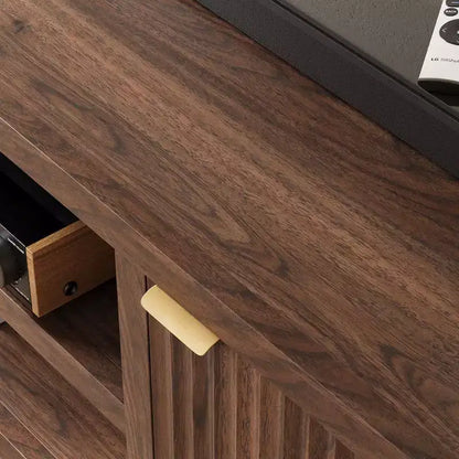 Meuble TV cannelé pour téléviseurs de 75 pouces et plus, meuble de divertissement moderne avec rangement à 2 niveaux, étagères réglables et poignées, console média pour salon et chambre