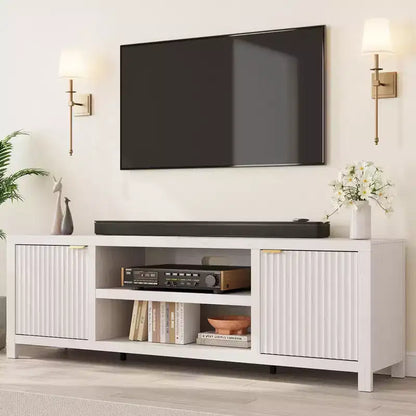 Meuble TV cannelé pour téléviseurs de 75 pouces et plus, meuble de divertissement moderne avec rangement à 2 niveaux, étagères réglables et poignées, console média pour salon et chambre