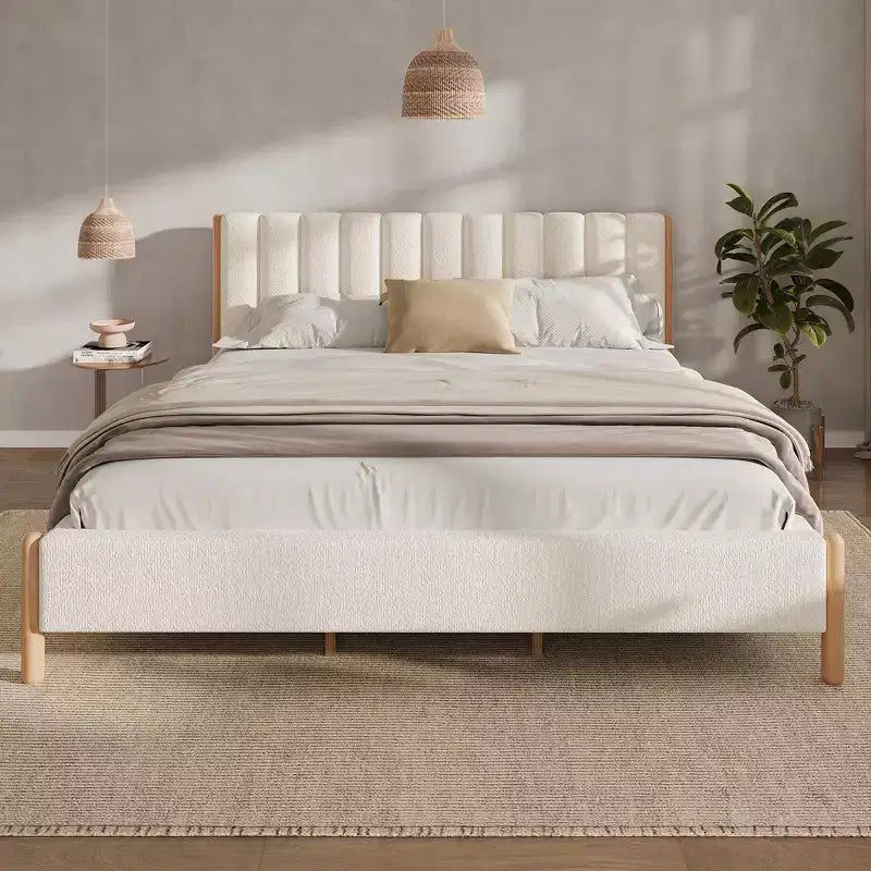 Cadre de lit plateforme rembourré Queen/King/California King avec tête de lit épaisse capitonnée et pieds en bois massif, blanc - ModernLuxe