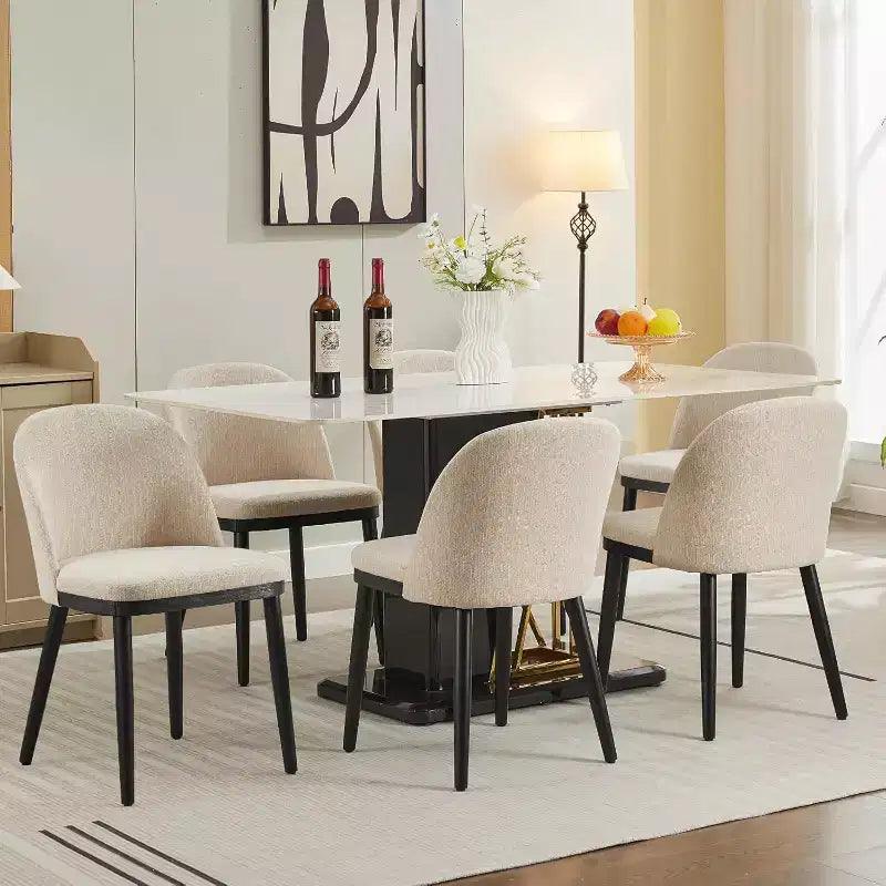 Ensemble de 6 chaises de salle à manger au style moderne en tissu lin. Dotées de pieds réglables et d'un haut dossier, parfaites pour les salles à manger et les salons