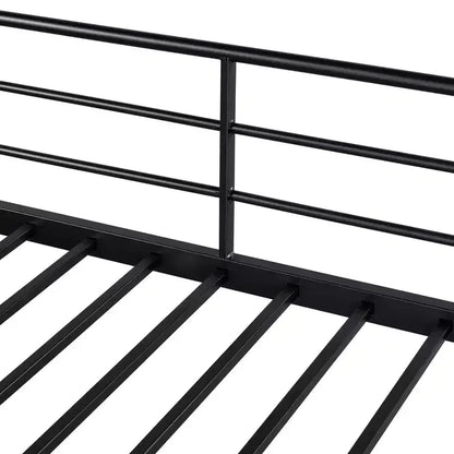 Lit mezzanine en métal pour lits jumeaux avec étagère de rangement supérieure en treillis, cadre de lit en métal robuste avec escalier de rangement pour chambre à coucher ou appartement