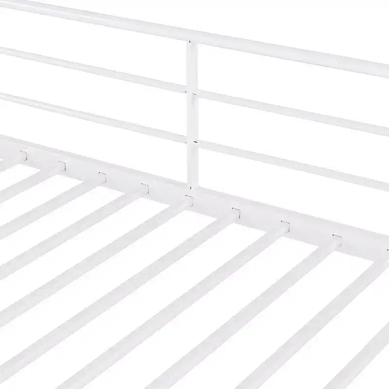 Lit mezzanine en métal pour lits jumeaux avec étagère de rangement supérieure en treillis, cadre de lit en métal robuste avec escalier de rangement pour chambre à coucher ou appartement