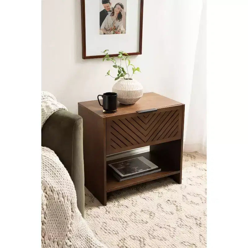 Table d'appoint en bois Mezzeta de Kate and Laurel, 22x14x22, marron