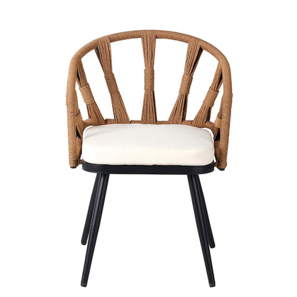 Ensemble d'extérieur contemporain avec chaises en rotin PE et table en bois composite