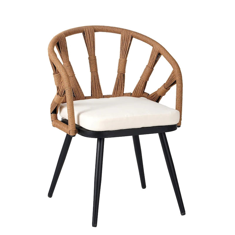 Ensemble d'extérieur contemporain avec chaises en rotin PE et table en bois composite
