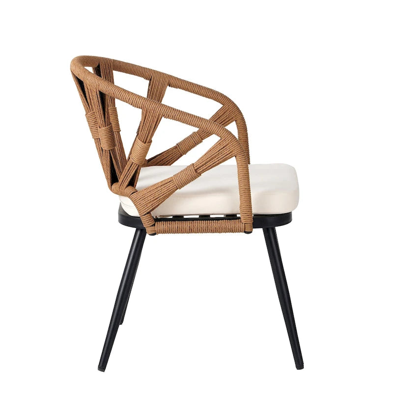Ensemble d'extérieur contemporain avec chaises en rotin PE et table en bois composite